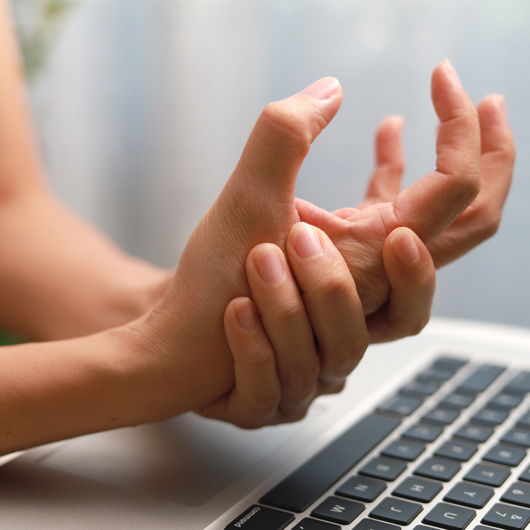 Lesión por esfuerzo repetitivo debido al uso frecuente del teclado